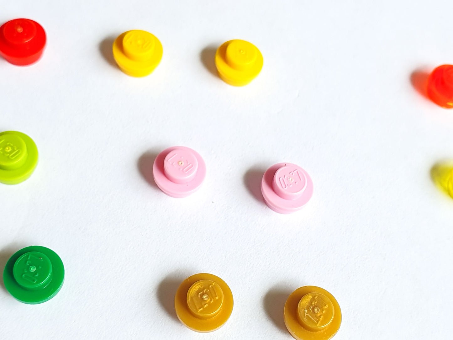 Lego Studs | Salvaged and Second Hand Lego Pieces
