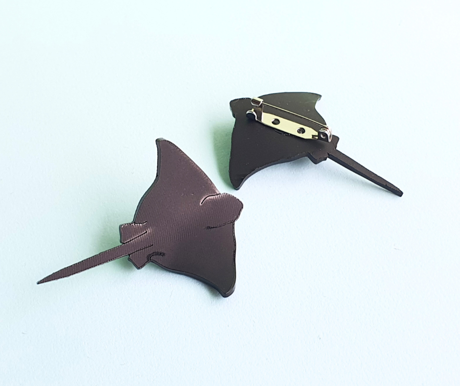 Eagle Ray Brooch | Recycled 3D Printer Waste