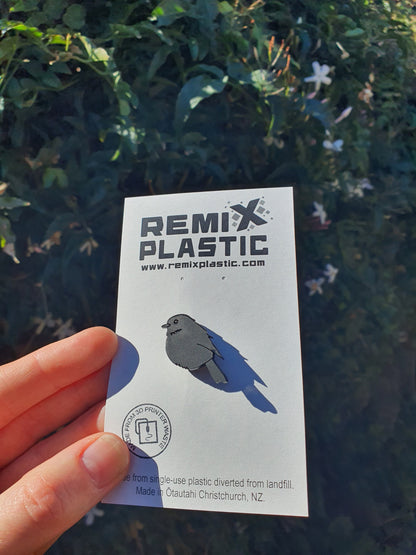 Karure Black Robin Brooch - BotY2026 | Recycled 3D Printer Waste