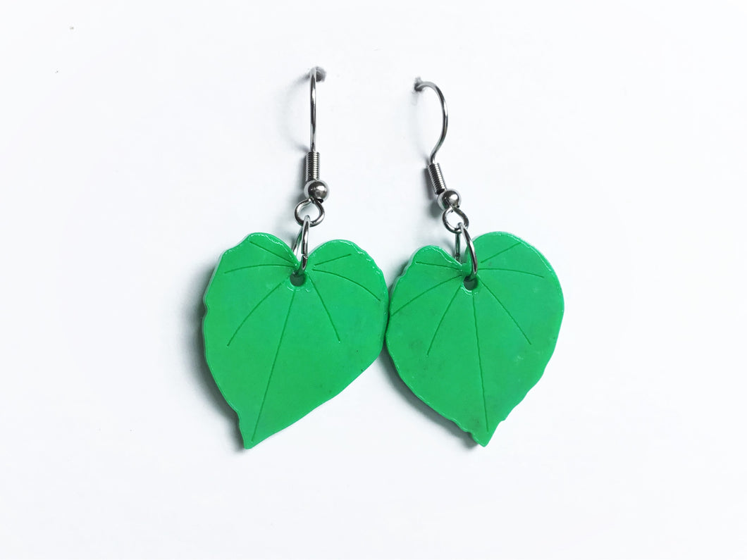 Recycled plastic Kawakawa leaf earrings, made in NZ